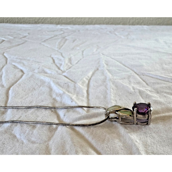 Gorgeous Sterling Silver Opal Inlay Purple Faceted Stone Pendant Necklace - Picture 8 of 8